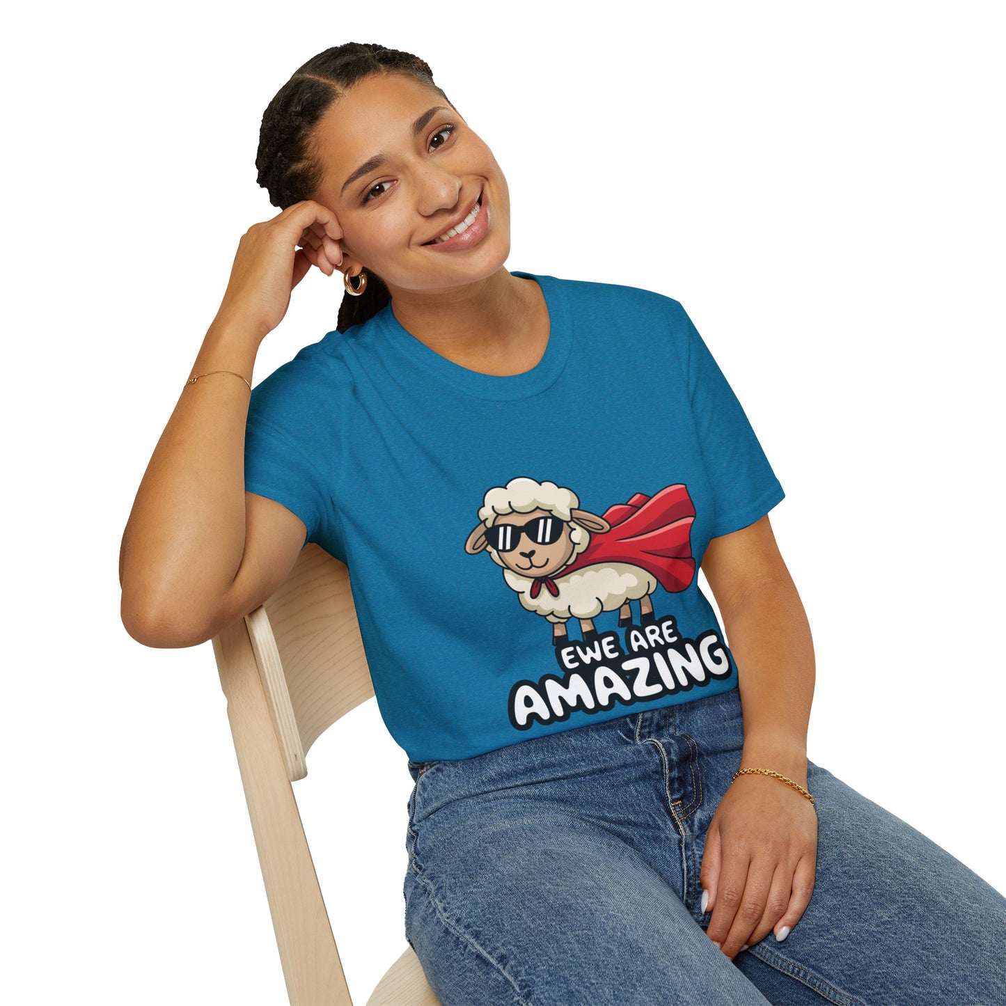 Ewe Are Amazing Funny Sheep Shirt – Cute Animal Pun T-Shirt – Superhero Lamb Graphic Tee for Farmers, Animal Lovers & Gift Giving
