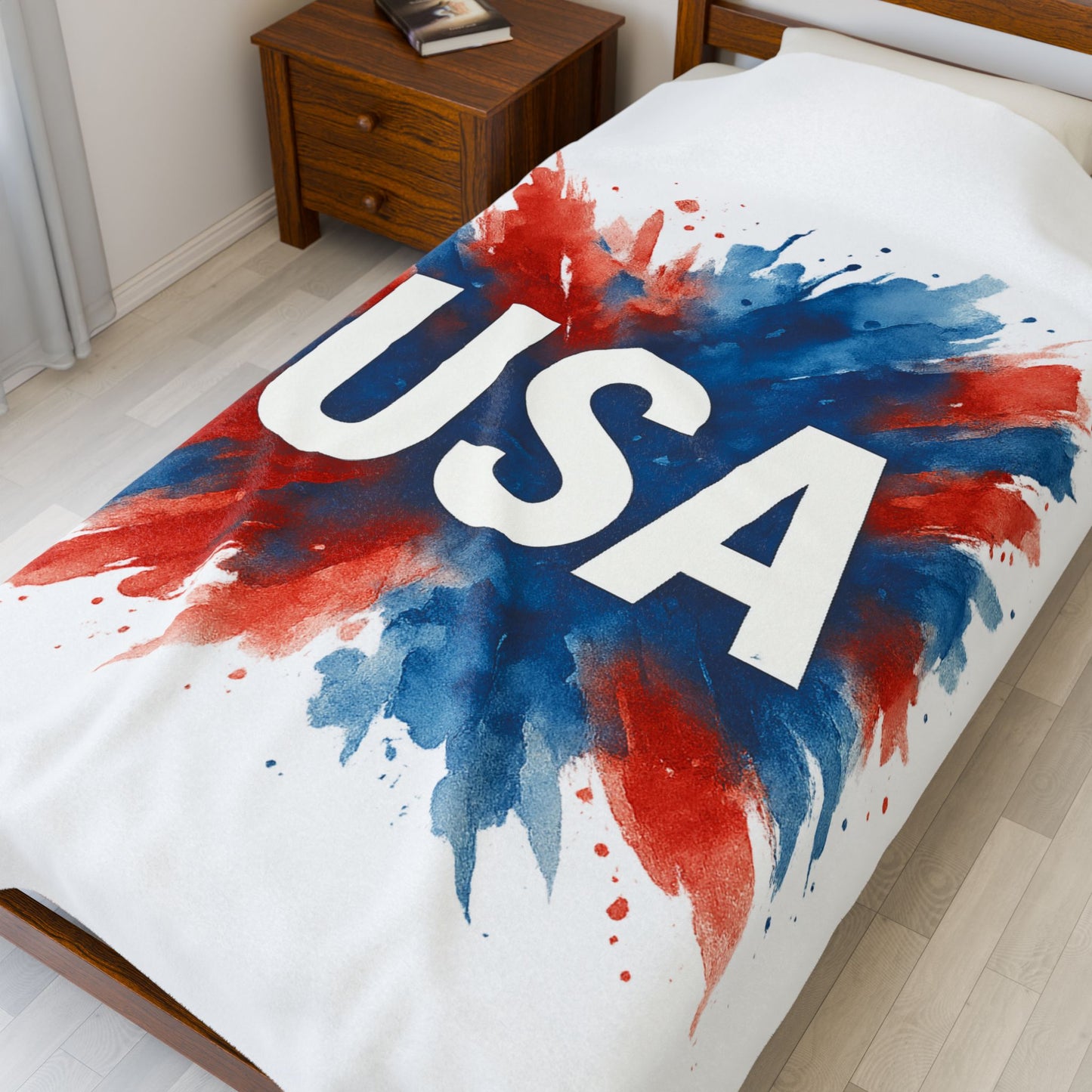 USA Plush Throw Blanket - Soft Polyester Patriotic Blanket for Bed or Couch, Red White Blue 4th of July Decor, Veteran or Citizenship Gift