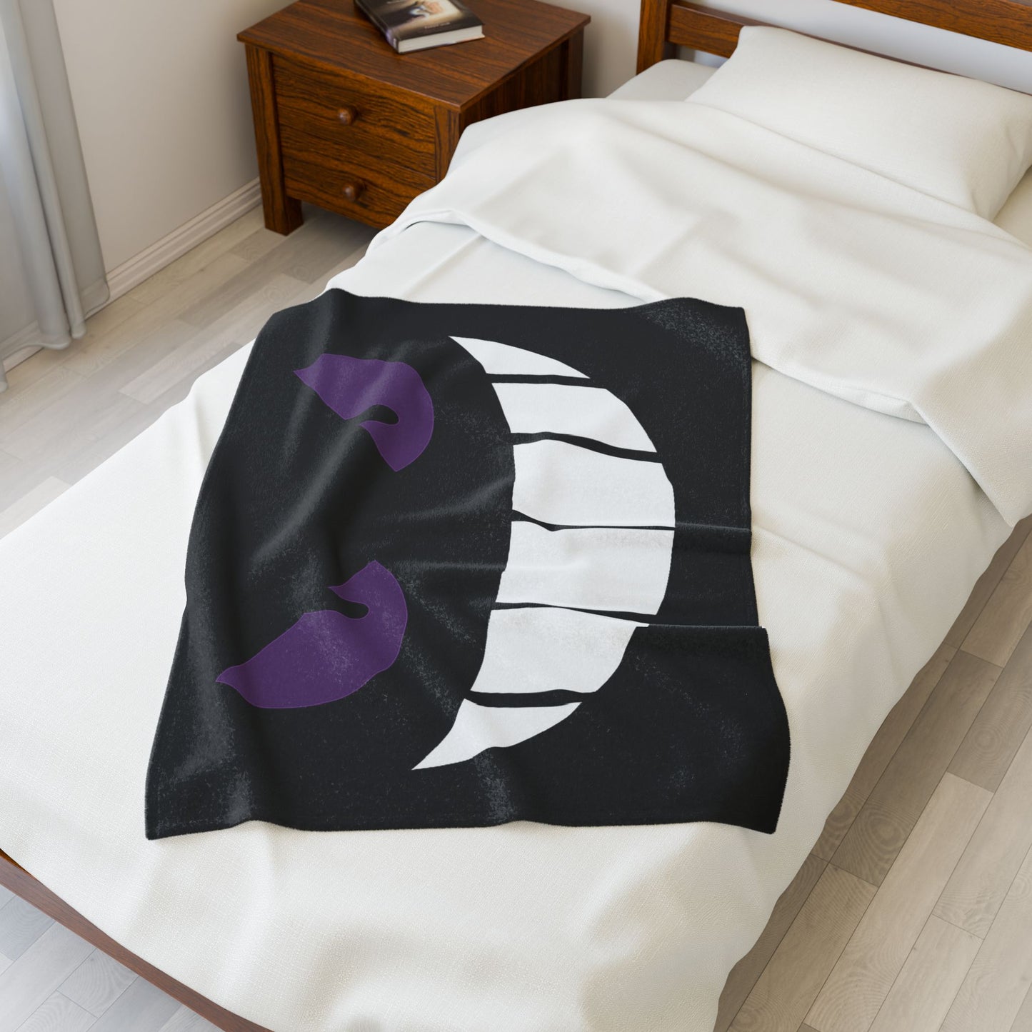 Evil Grin Blanket, Spooky Purple Eyes Throw Blanket, Creepy Cute Gamer Room Decor, Halloween Horror Bedding, Gothic Cozy Plush Blanket