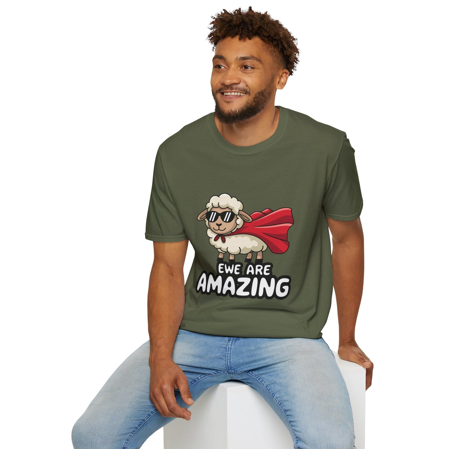 Ewe Are Amazing Funny Sheep Shirt – Cute Animal Pun T-Shirt – Superhero Lamb Graphic Tee for Farmers, Animal Lovers & Gift Giving