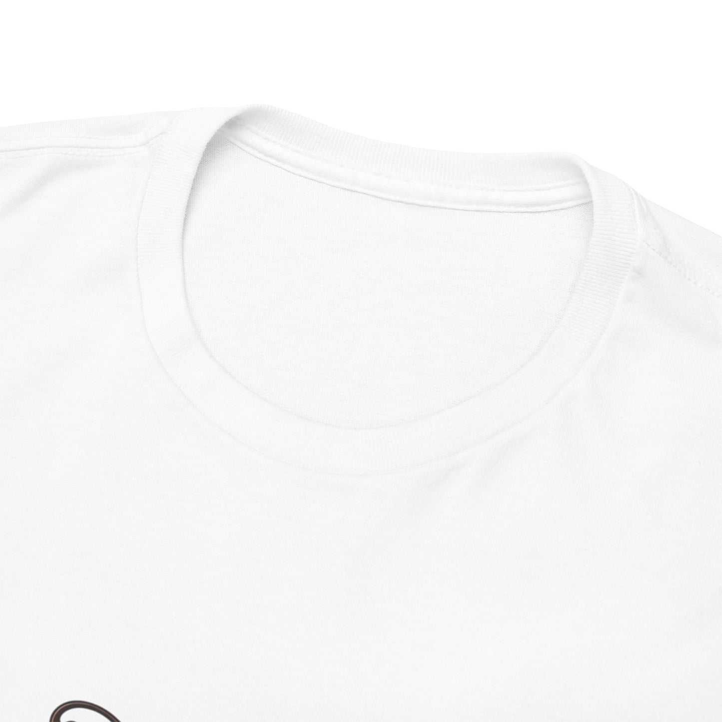 Travel Bug T-Shirt – Cute Ladybug Travel Tee | Funny Wanderlust Shirt for Travel Lovers | Unisex Graphic Tee Gift for Adventurers