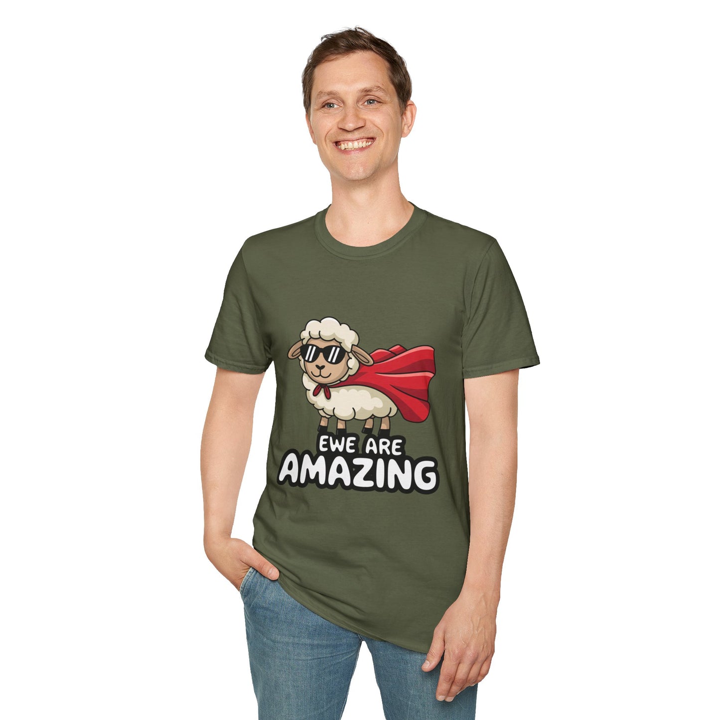 Ewe Are Amazing Funny Sheep Shirt – Cute Animal Pun T-Shirt – Superhero Lamb Graphic Tee for Farmers, Animal Lovers & Gift Giving