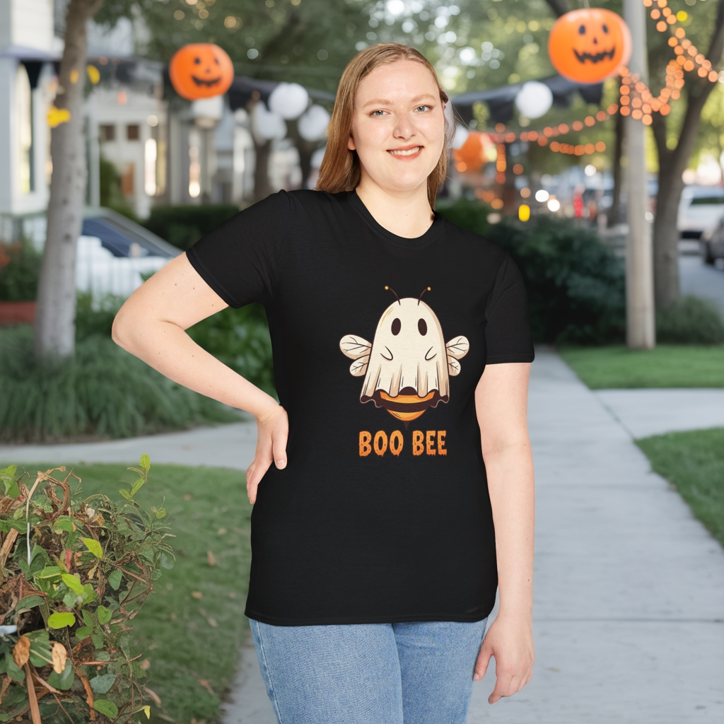 Funny Boo Bee Halloween Shirt – Cute Ghost Bee Costume Tee, Spooky Season Pun Shirt, Bee Lover Gift, Fall T-Shirt, Unisex Sizes