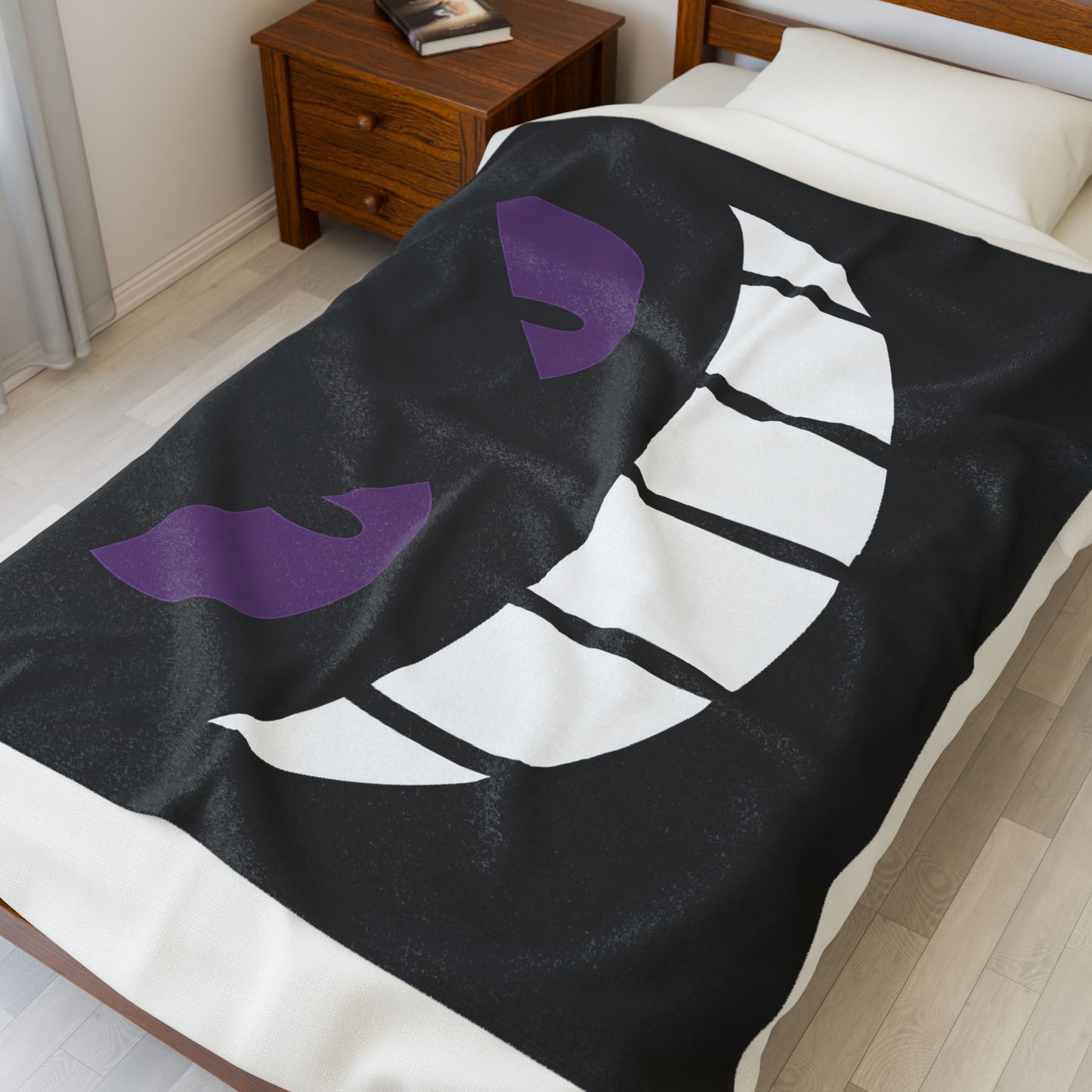 Evil Grin Blanket, Spooky Purple Eyes Throw Blanket, Creepy Cute Gamer Room Decor, Halloween Horror Bedding, Gothic Cozy Plush Blanket