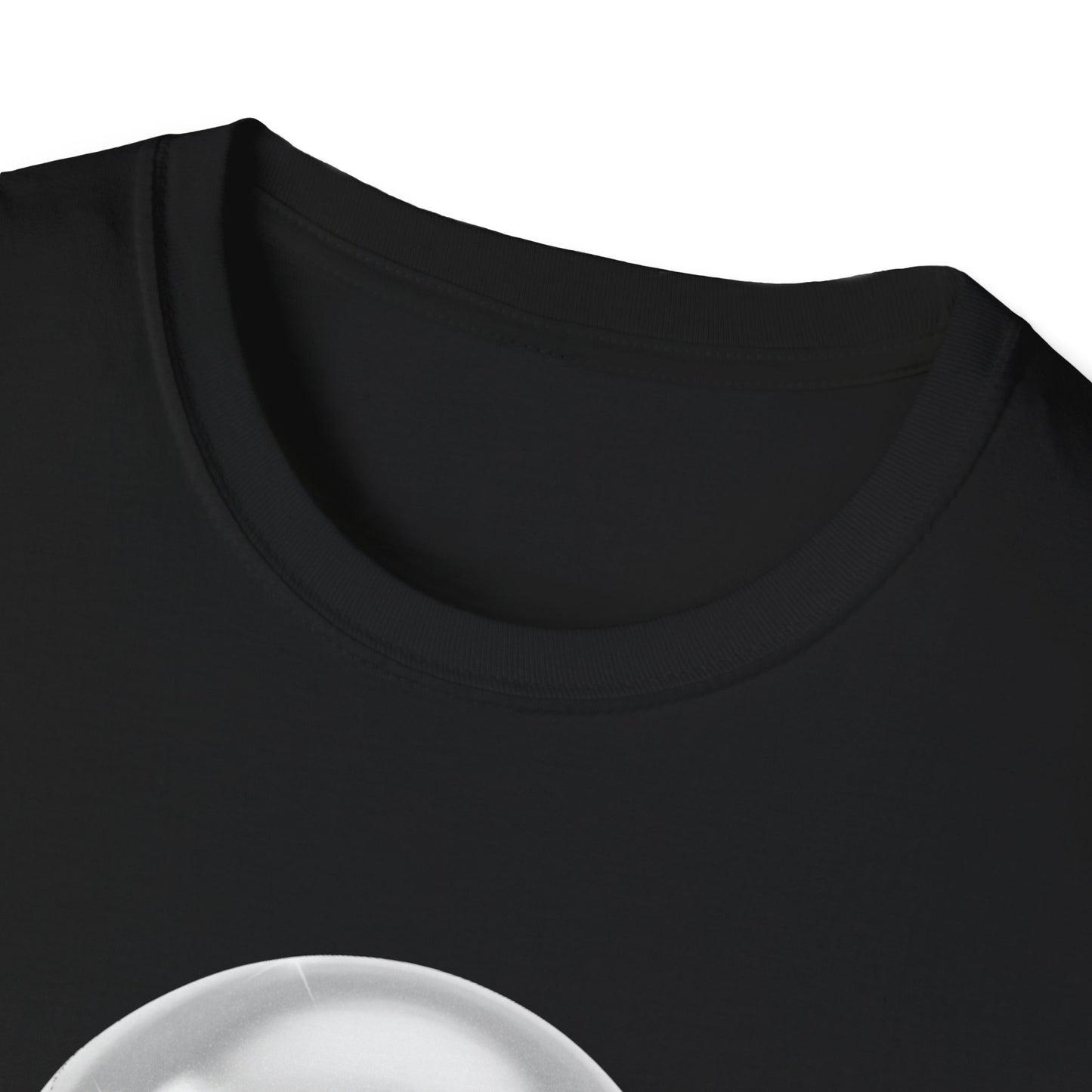 Chrome Skull Graphic Tee - Edgy Metallic Skull Shirt - Retro Rock Vibe, Dark Aesthetic, Unisex Cool Gift - Trendy Fashion Statement Top