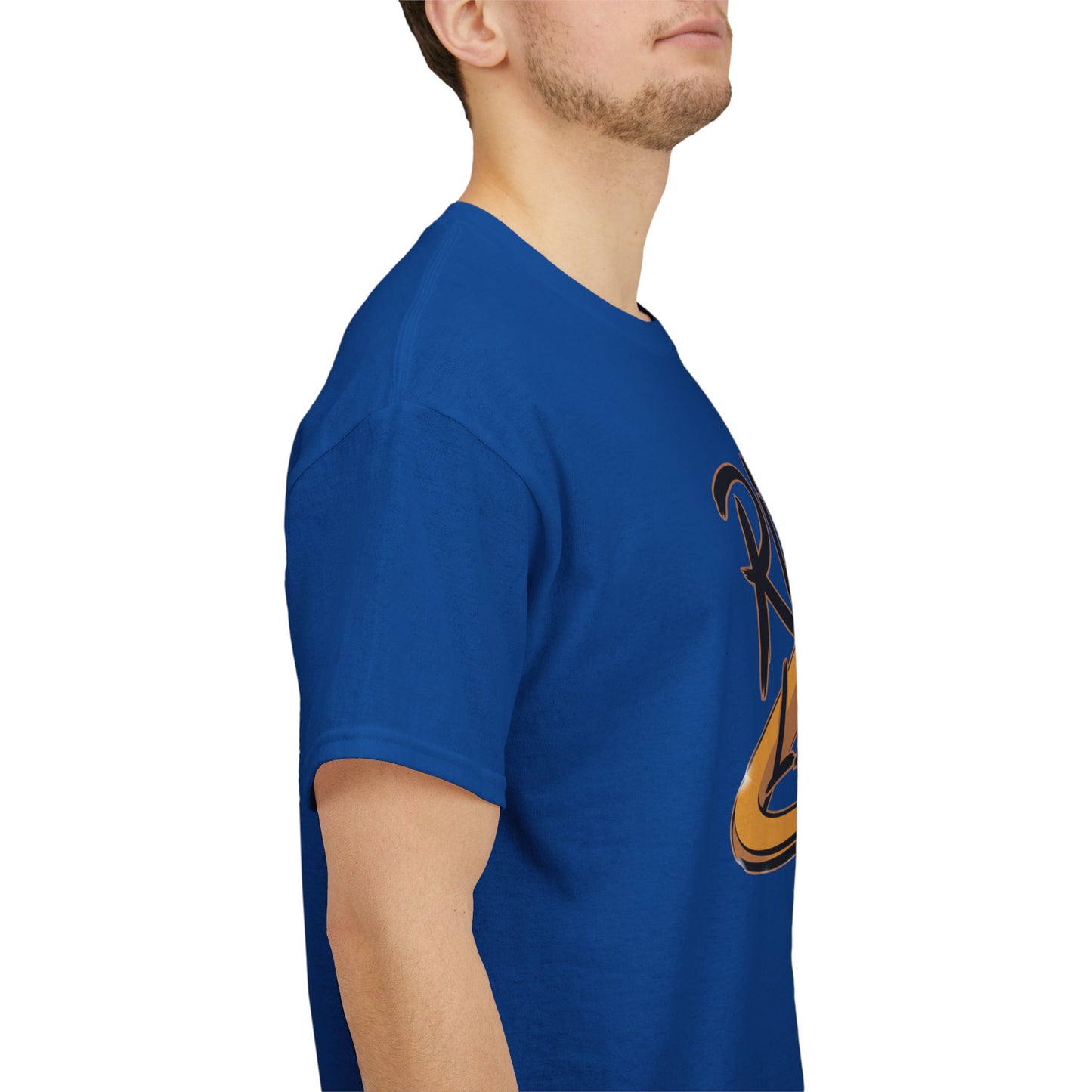 Ring Leader Video Game Shirt – Fast Speed Hero Holding Gold Ring – Retro Gamer Graphic Tee for Arcade, Anime, and Gaming Fans