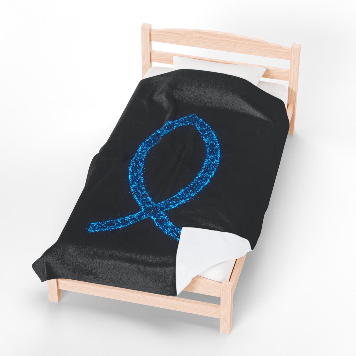 Cozy Velveteen Plush Blanket with Sparkling Blue Fish Design