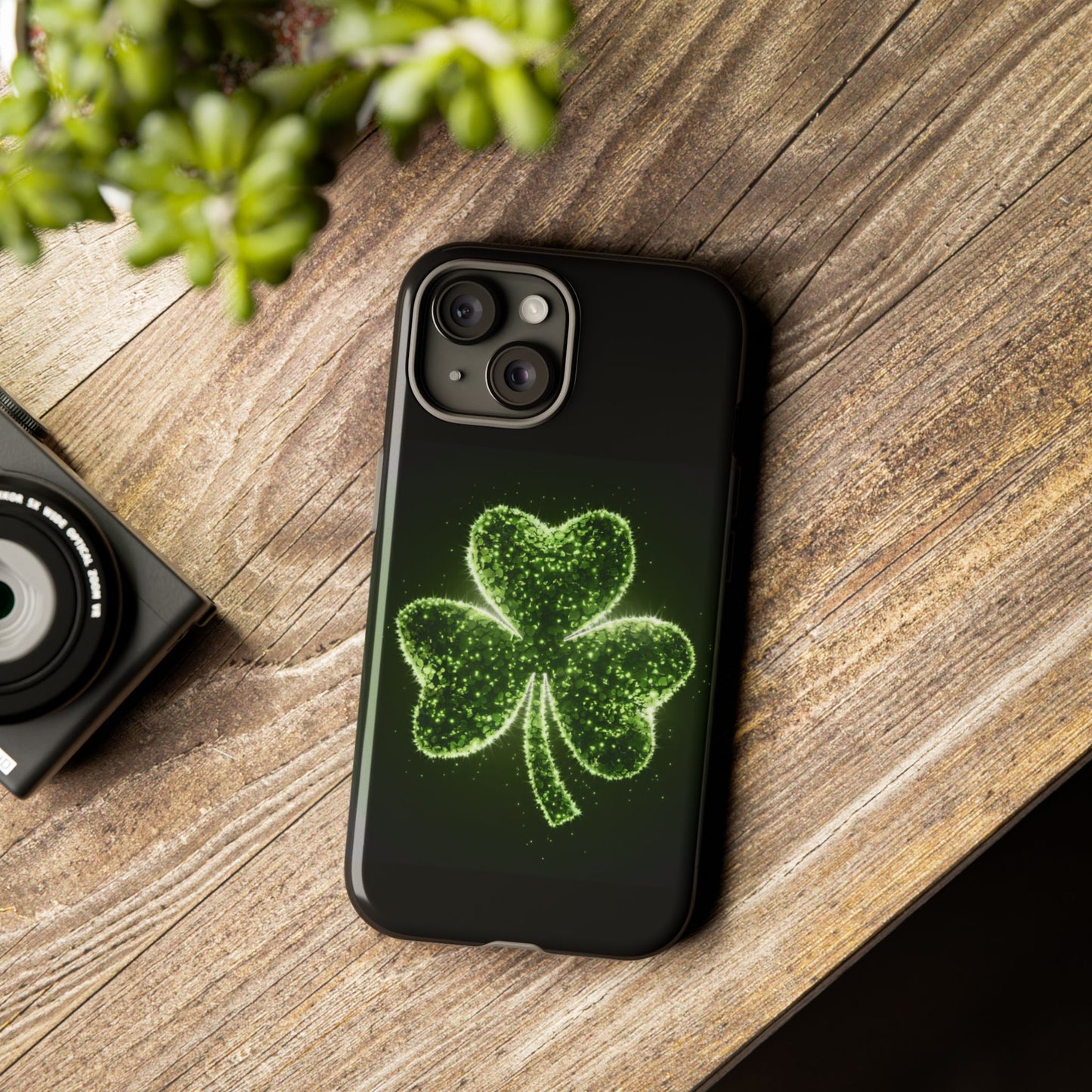 iPhone Tough Case - Shiny Shamrock Design