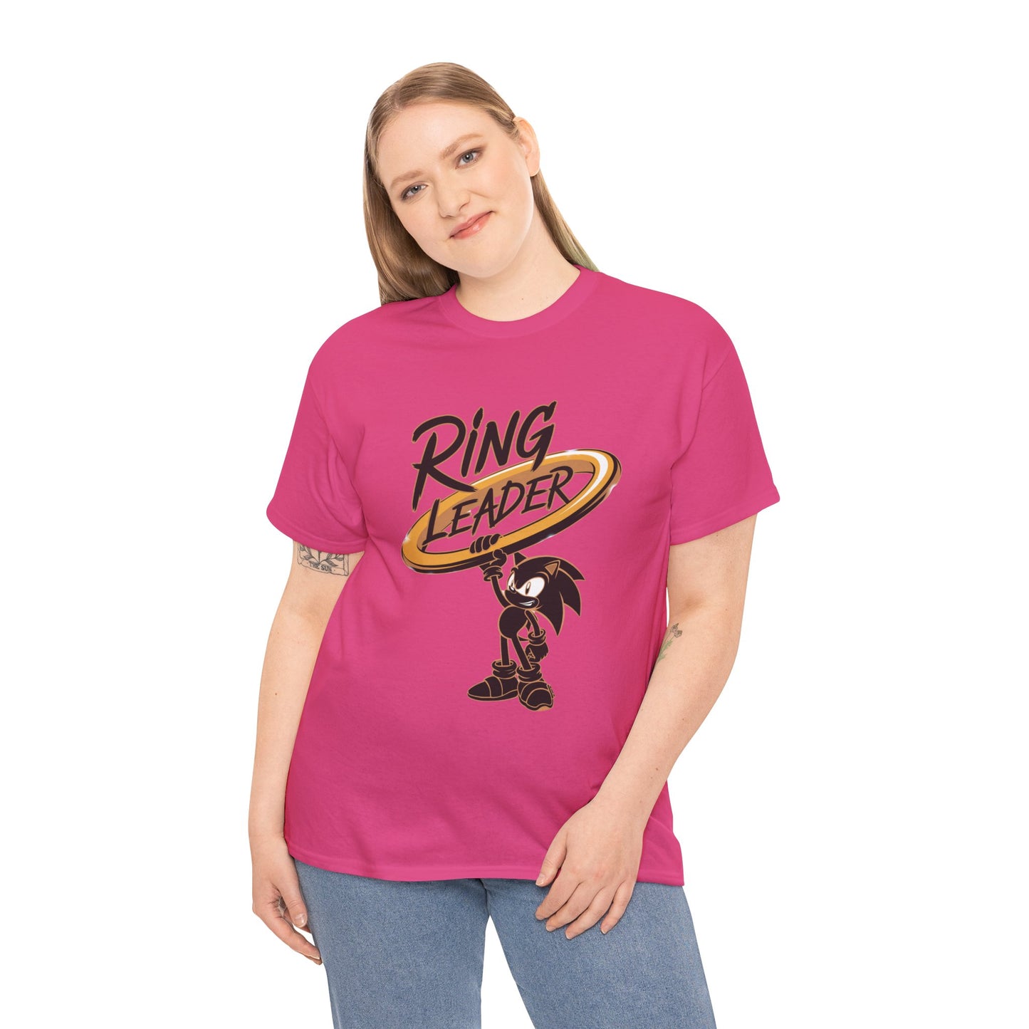 Ring Leader Video Game Shirt – Fast Speed Hero Holding Gold Ring – Retro Gamer Graphic Tee for Arcade, Anime, and Gaming Fans
