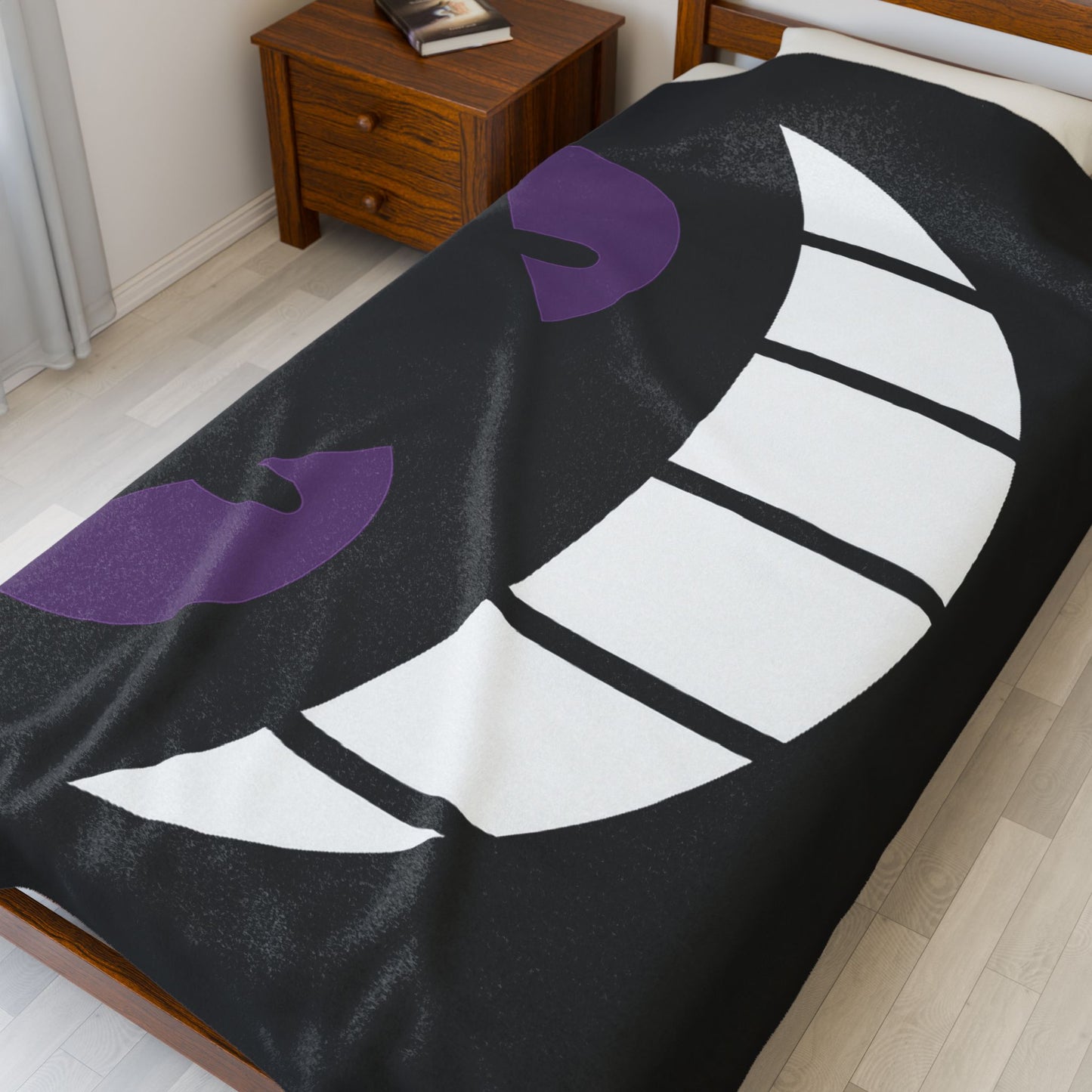 Evil Grin Blanket, Spooky Purple Eyes Throw Blanket, Creepy Cute Gamer Room Decor, Halloween Horror Bedding, Gothic Cozy Plush Blanket