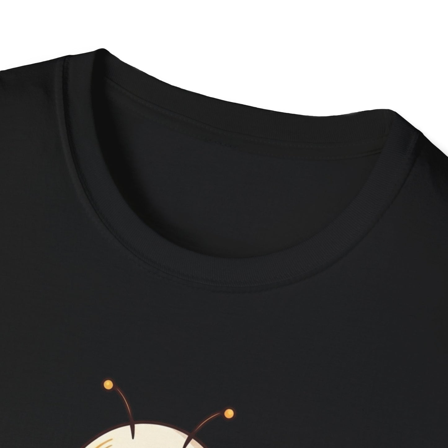Funny Boo Bee Halloween Shirt – Cute Ghost Bee Costume Tee, Spooky Season Pun Shirt, Bee Lover Gift, Fall T-Shirt, Unisex Sizes