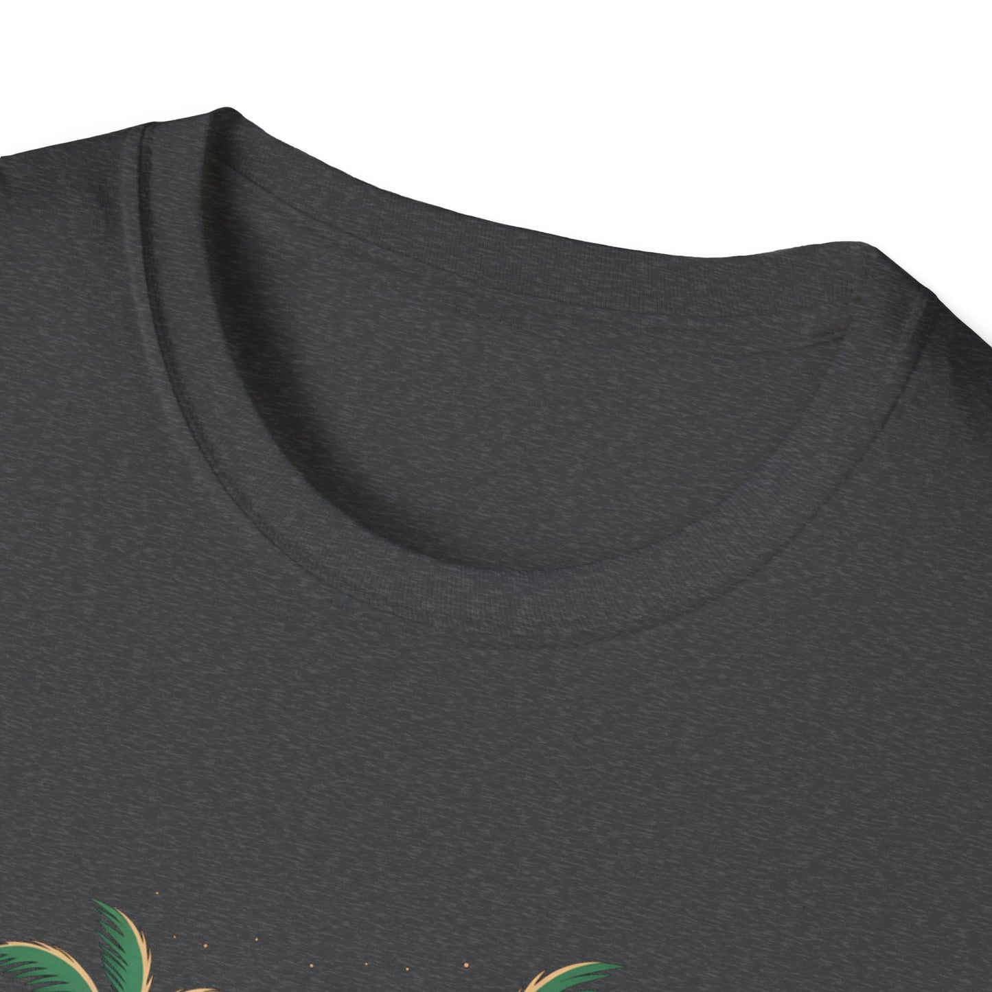 Ohana Shirt - Retro Hawaiian Sea Turtle & Palm Tree Graphic Tee - Tropical Beach Family Gift, Summer Vacation Aesthetic T-Shirt