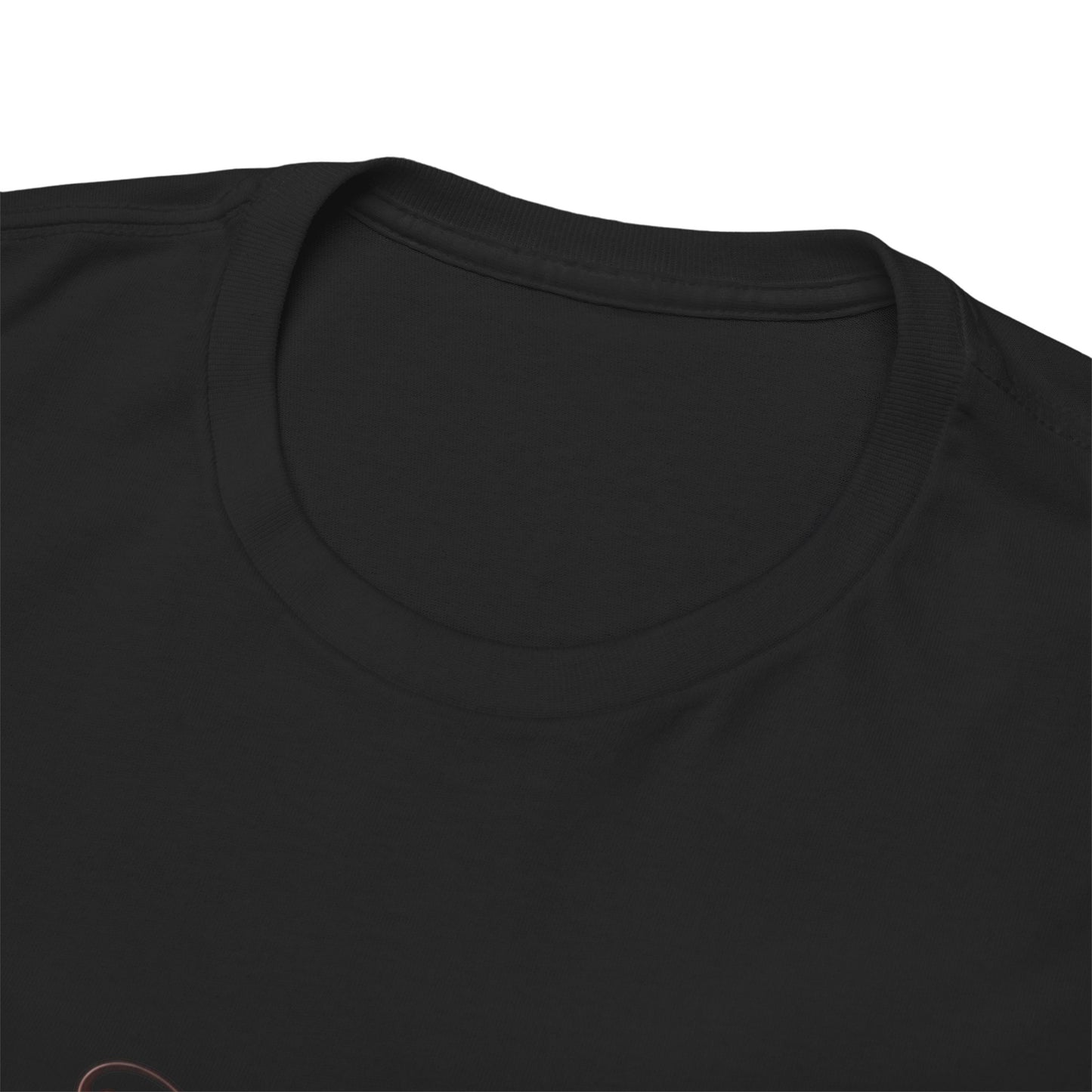 Travel Bug T-Shirt – Cute Ladybug Travel Tee | Funny Wanderlust Shirt for Travel Lovers | Unisex Graphic Tee Gift for Adventurers