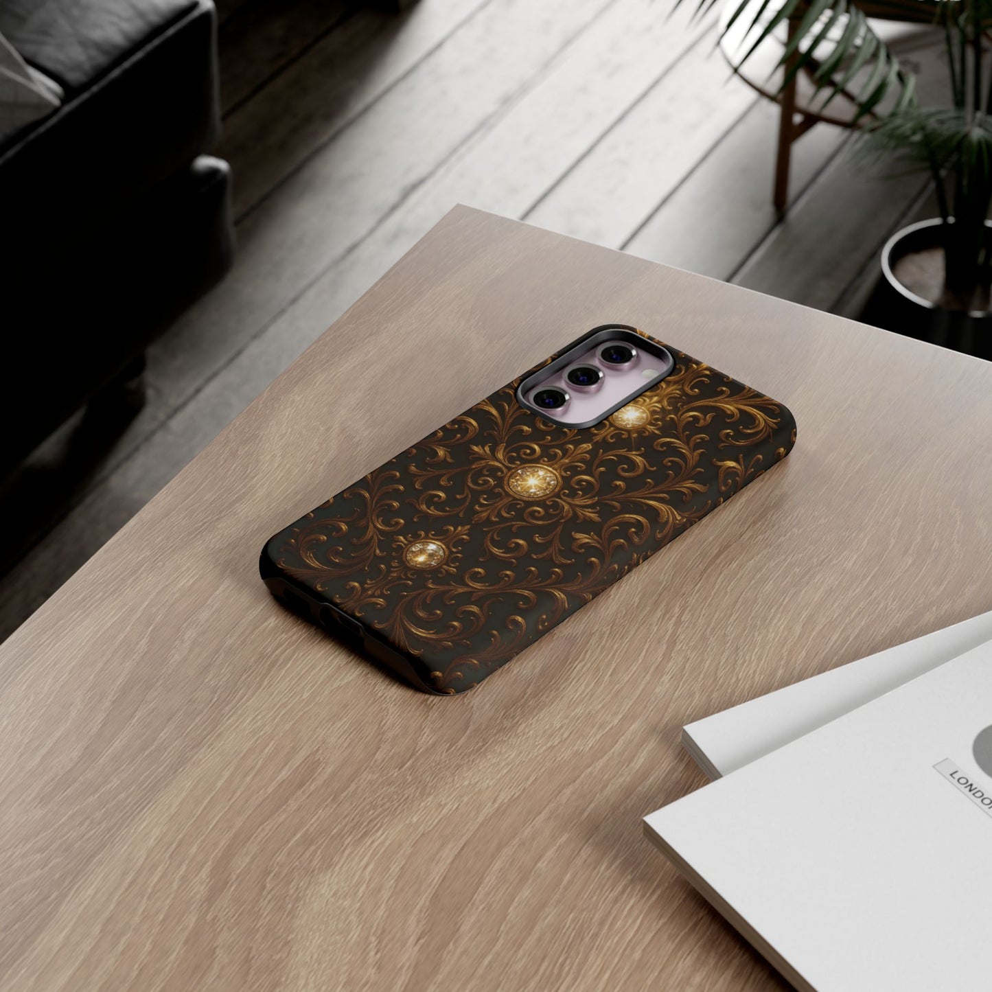 Luxury Baroque Samsung Case – Elegant Gold Ornate Floral Phone Cover for Galaxy